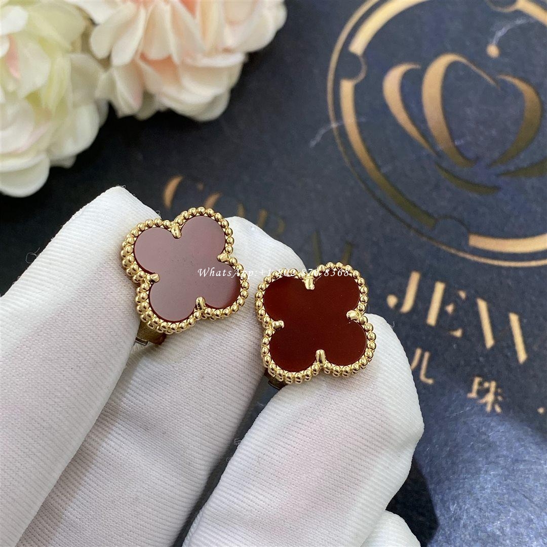 Van Cleef & Arpels Vintage Alhambra Earrings Yellow Gold, Carnelian VCARD40400