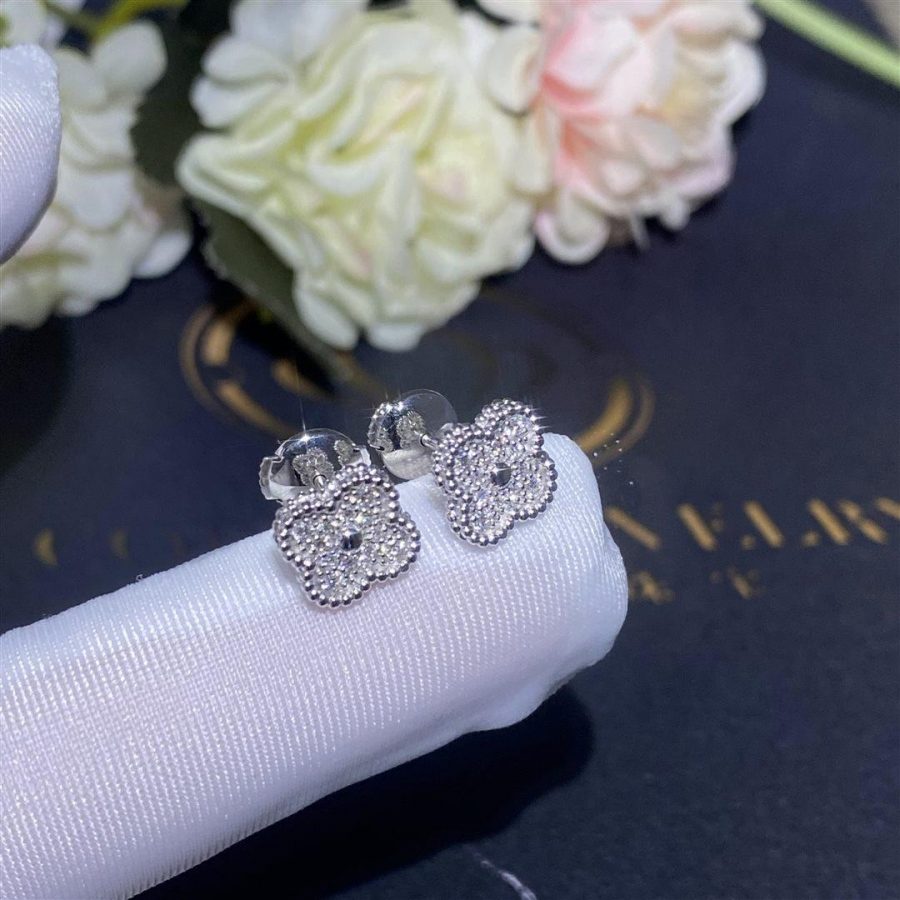 Van Cleef & Arpels Sweet Alhambra Earstuds White Gold, Diamond VCARO85500