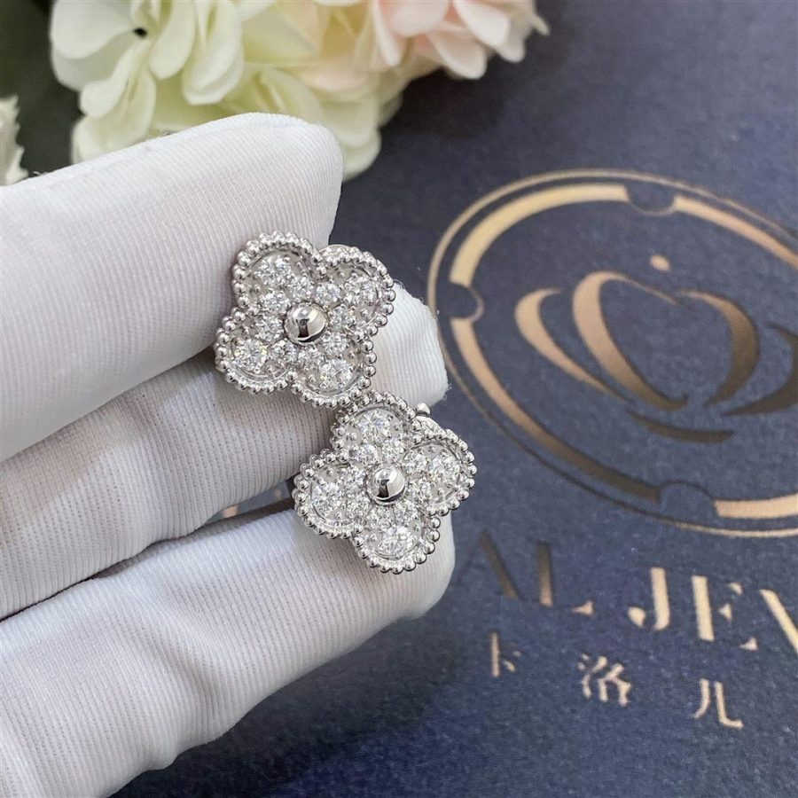 Van Cleef & Arpels Vintage Alhambra Earrings White Gold, Diamond VCARA44600