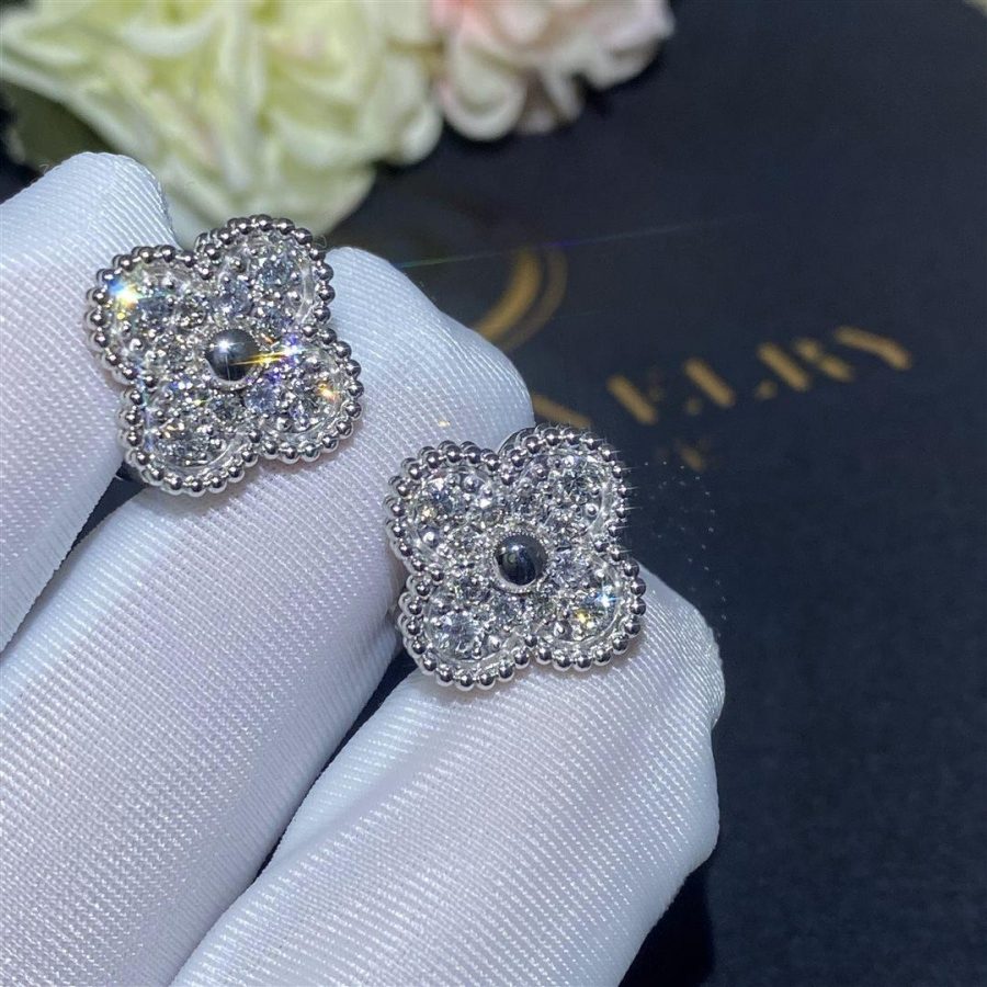 Van Cleef & Arpels Vintage Alhambra Earrings White Gold, Diamond VCARA44600