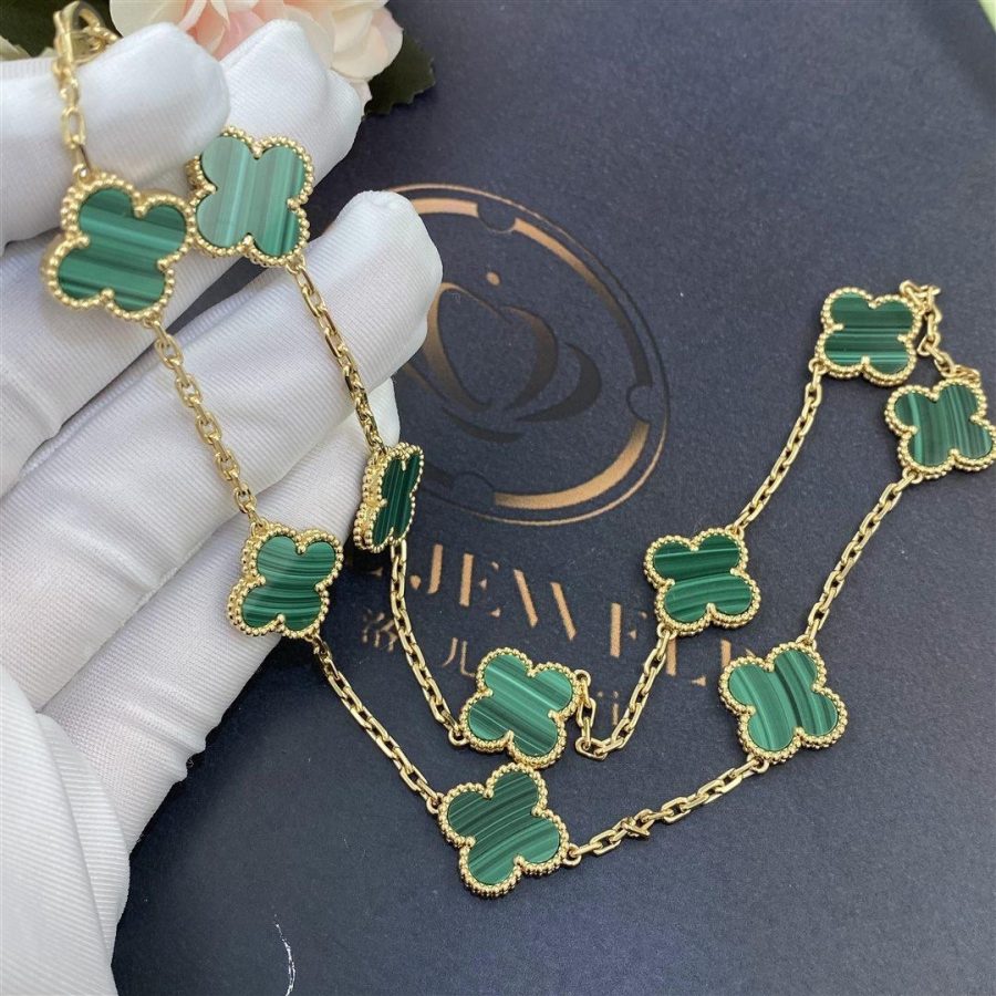 Van Cleef & Arpels Vintage Alhambra Necklace, 10 Motifs Yellow Gold, Malachite VCARO3QJ00