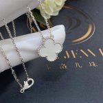 Van Cleef & Arpels Vintage Alhambra pendant White gold, Mother-of-pearl VCARF48700