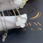 Van Cleef & Arpels Vintage Alhambra pendant White gold, Mother-of-pearl VCARF48700