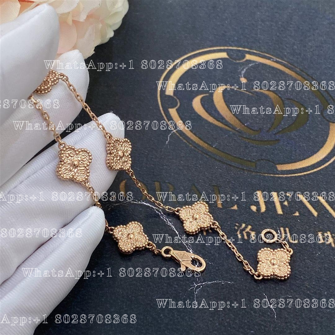 Van Cleef & Arpels Sweet Alhambra bracelet, 6 motifs Rose gold VCARO8DD00