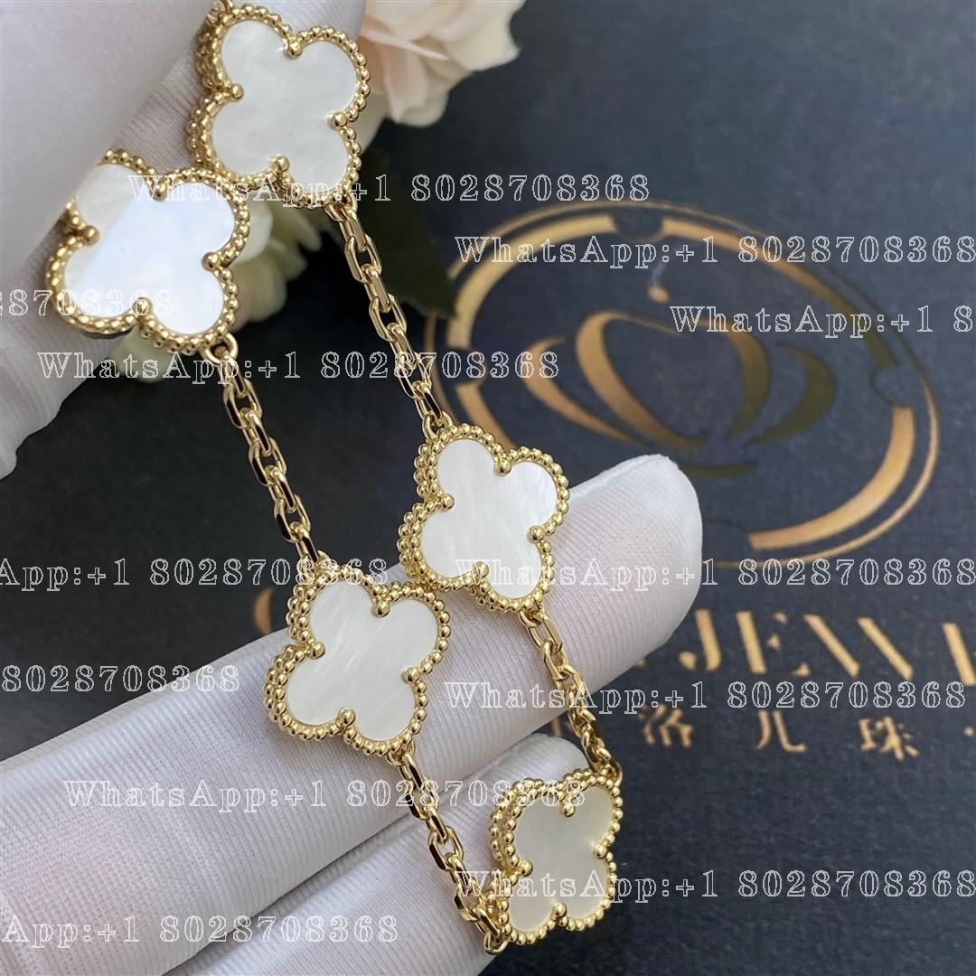 Van Cleef & Arpels Vintage Alhambra bracelet, 5 motifs Yellow gold, Mother-of-pearl VCARA41800