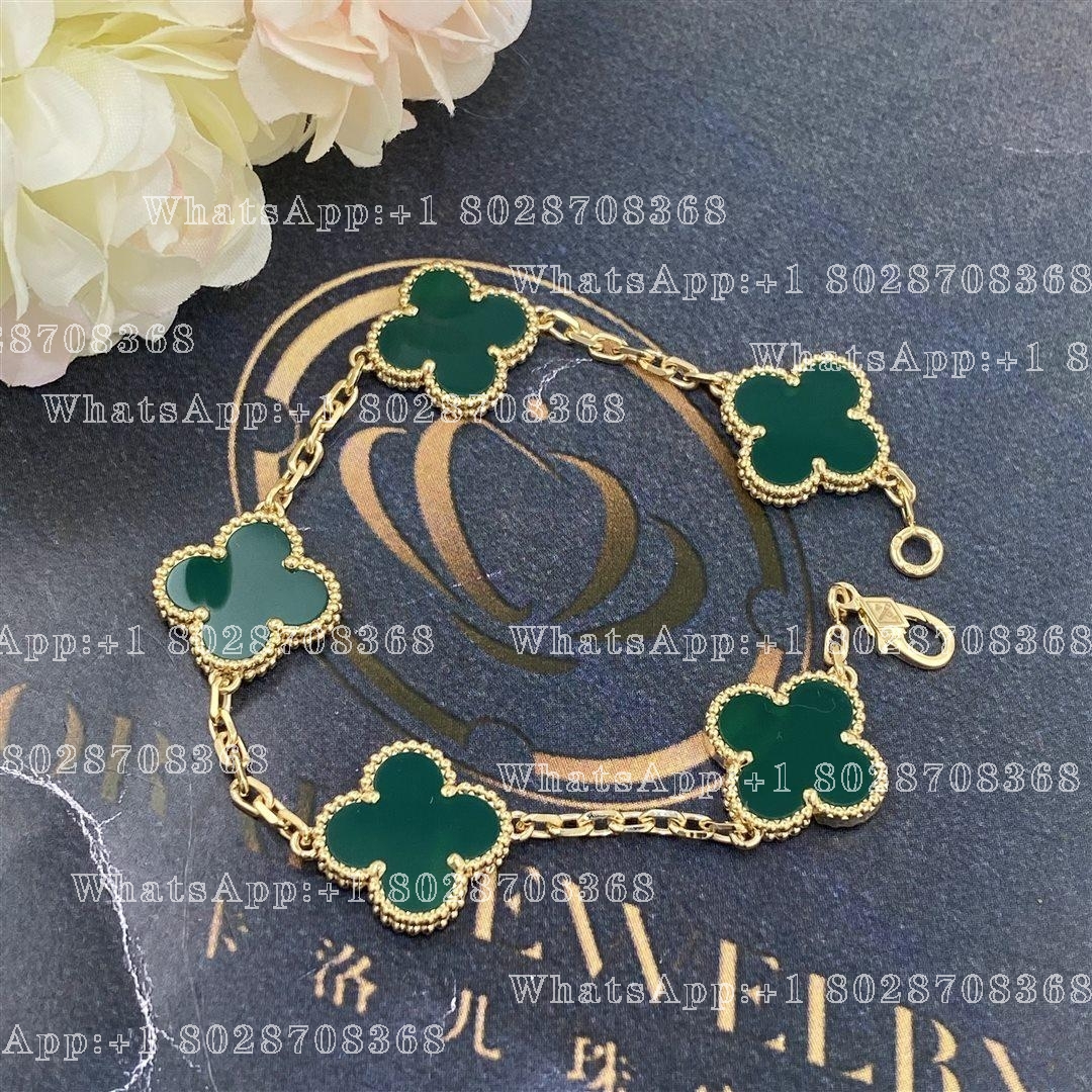 Van Cleef & Arpels Vintage Alhambra Chalcedony Yellow Gold Bracelet