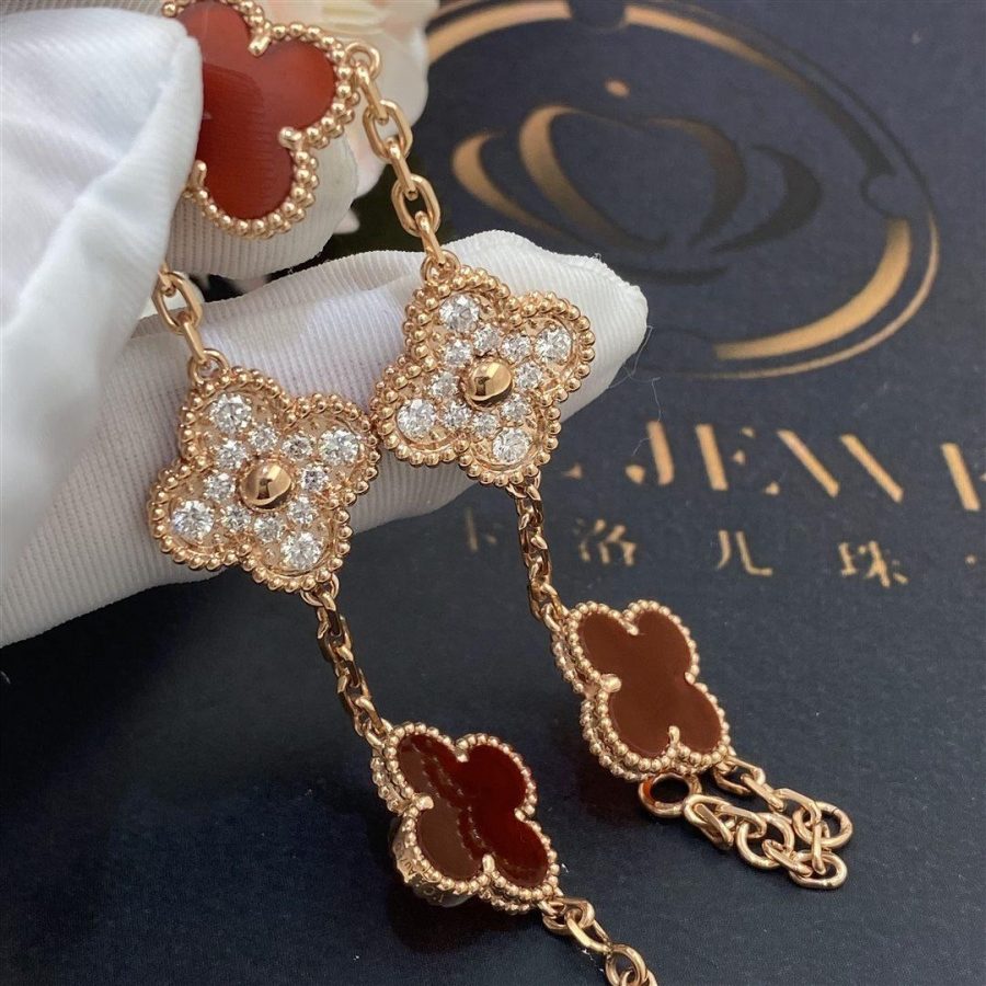 Van Cleef & Arpels Vintage Alhambra Limited Edition Diamond Carnelian Gold Bracelet