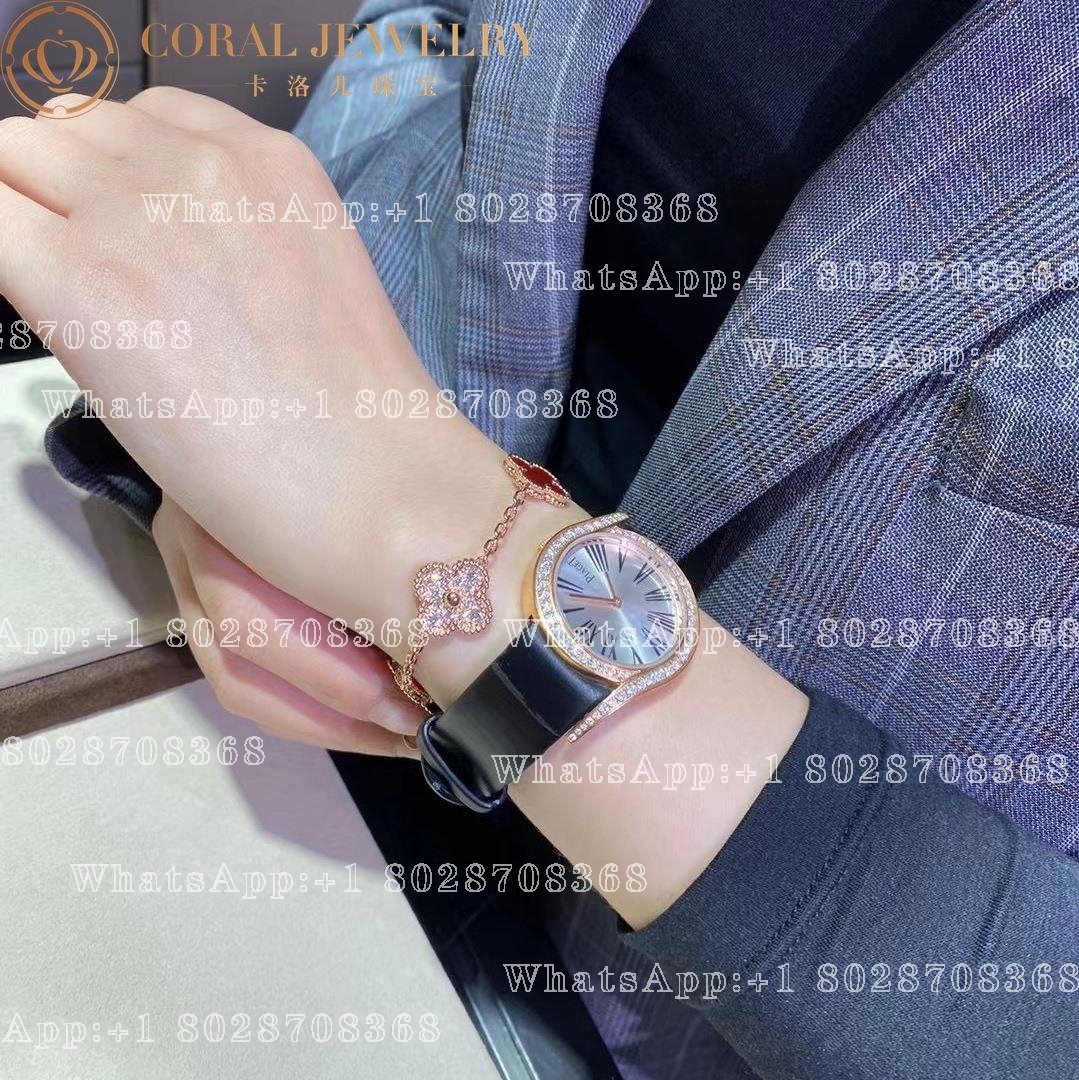 Van Cleef & Arpels Vintage Alhambra Limited Edition Diamond Carnelian Gold Bracelet