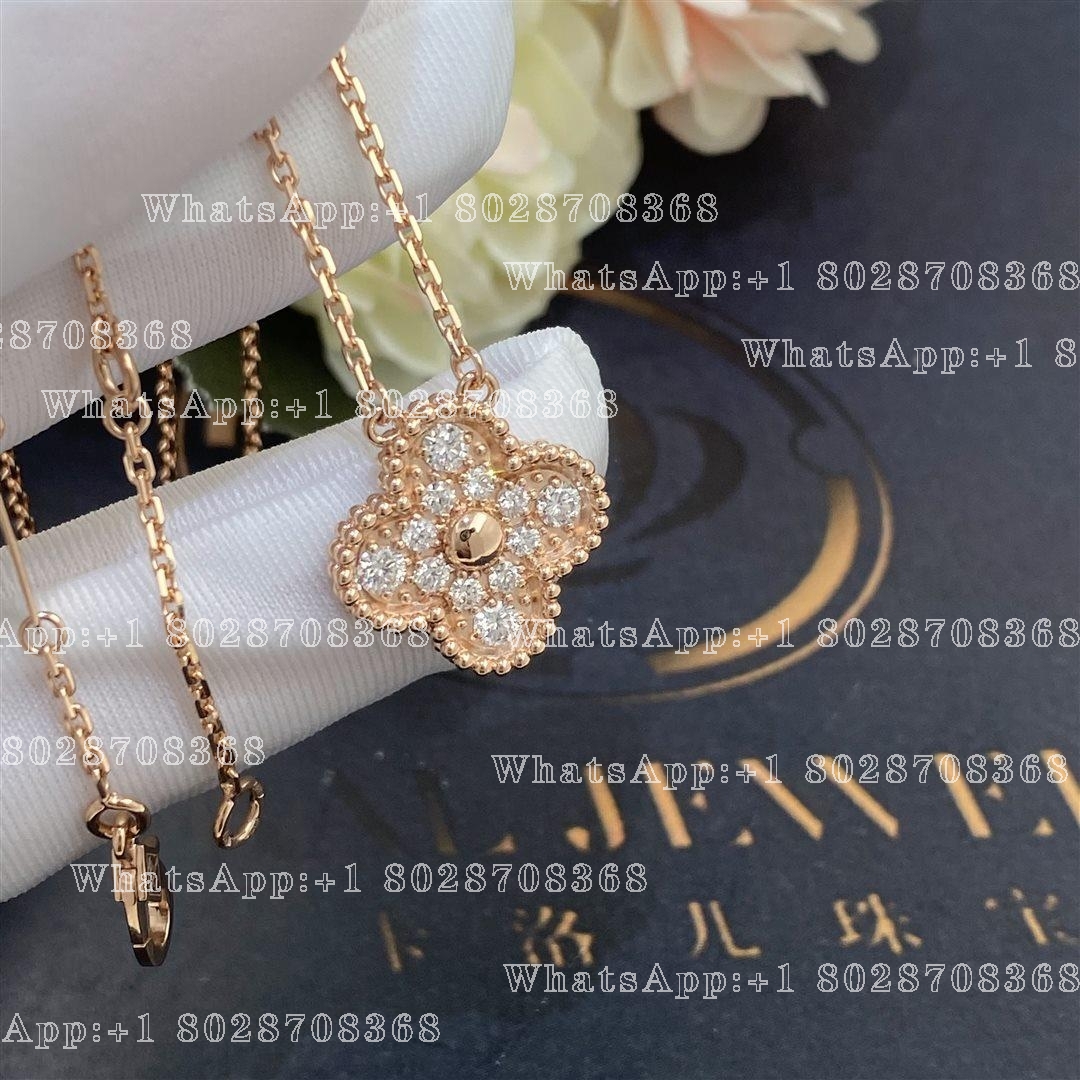 Van Cleef & Arpels Vintage Alhambra pendant Rose gold, Diamond VCARP2R300