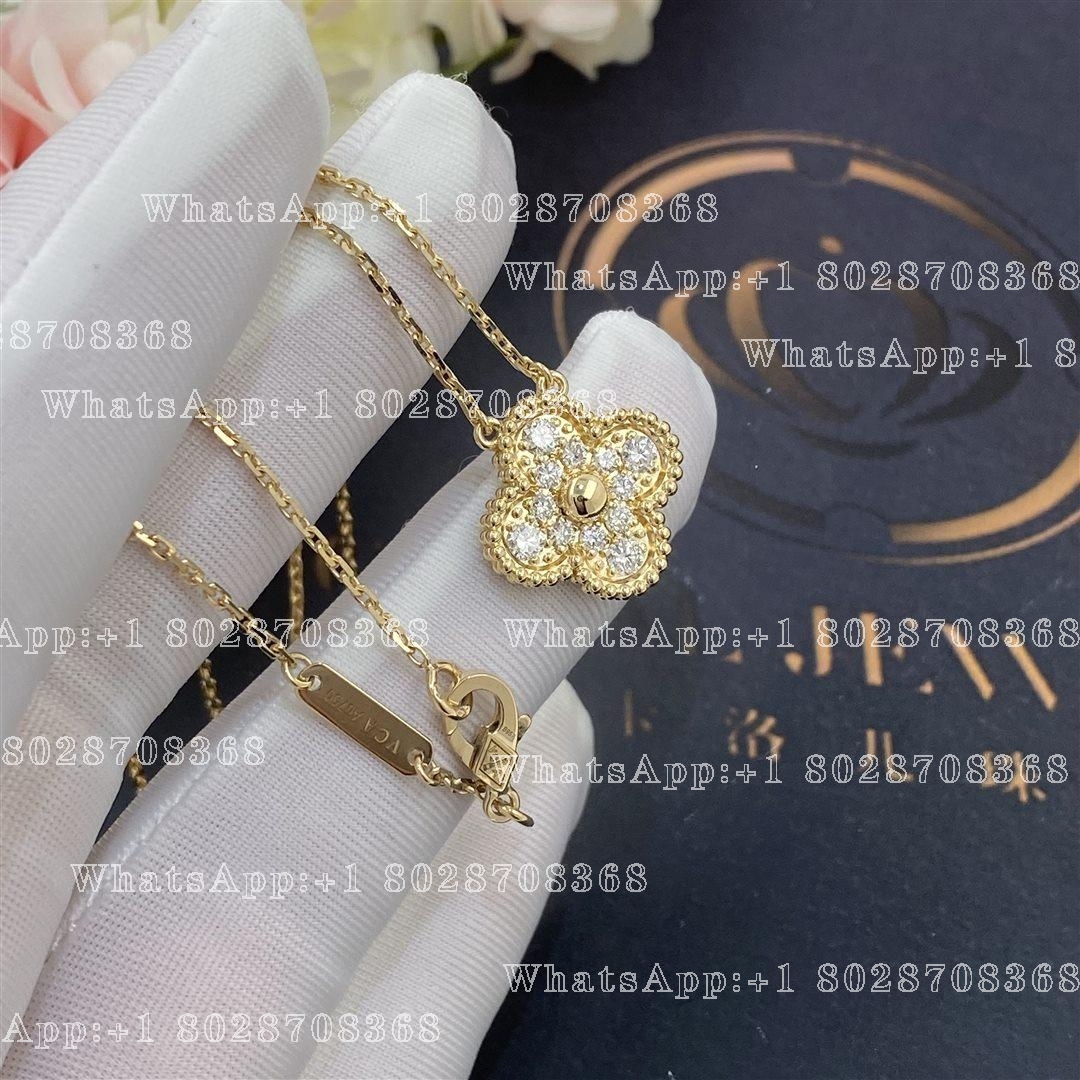Van Cleef & Arpels Vintage Alhambra pendant Yellow gold, Diamond VCARA45300