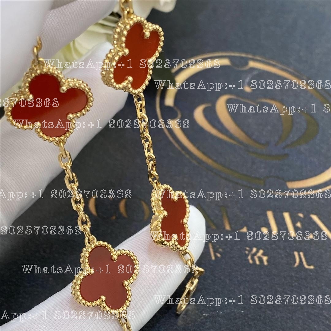 Van Cleef & Arpels VVintage Alhambra bracelet, 5 motifs Yellow gold, Carnelian VCARD35500