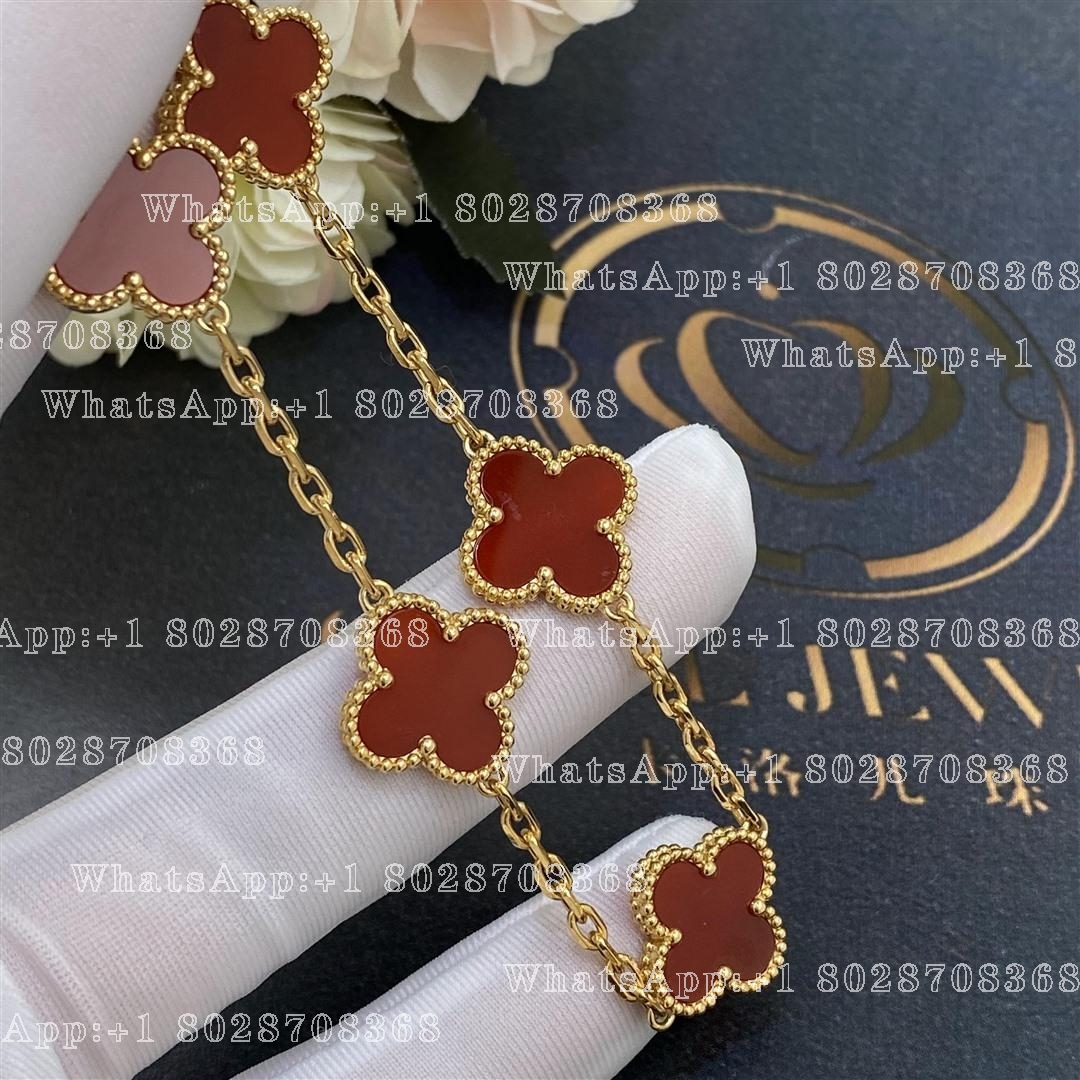 Van Cleef & Arpels VVintage Alhambra bracelet, 5 motifs Yellow gold, Carnelian VCARD35500