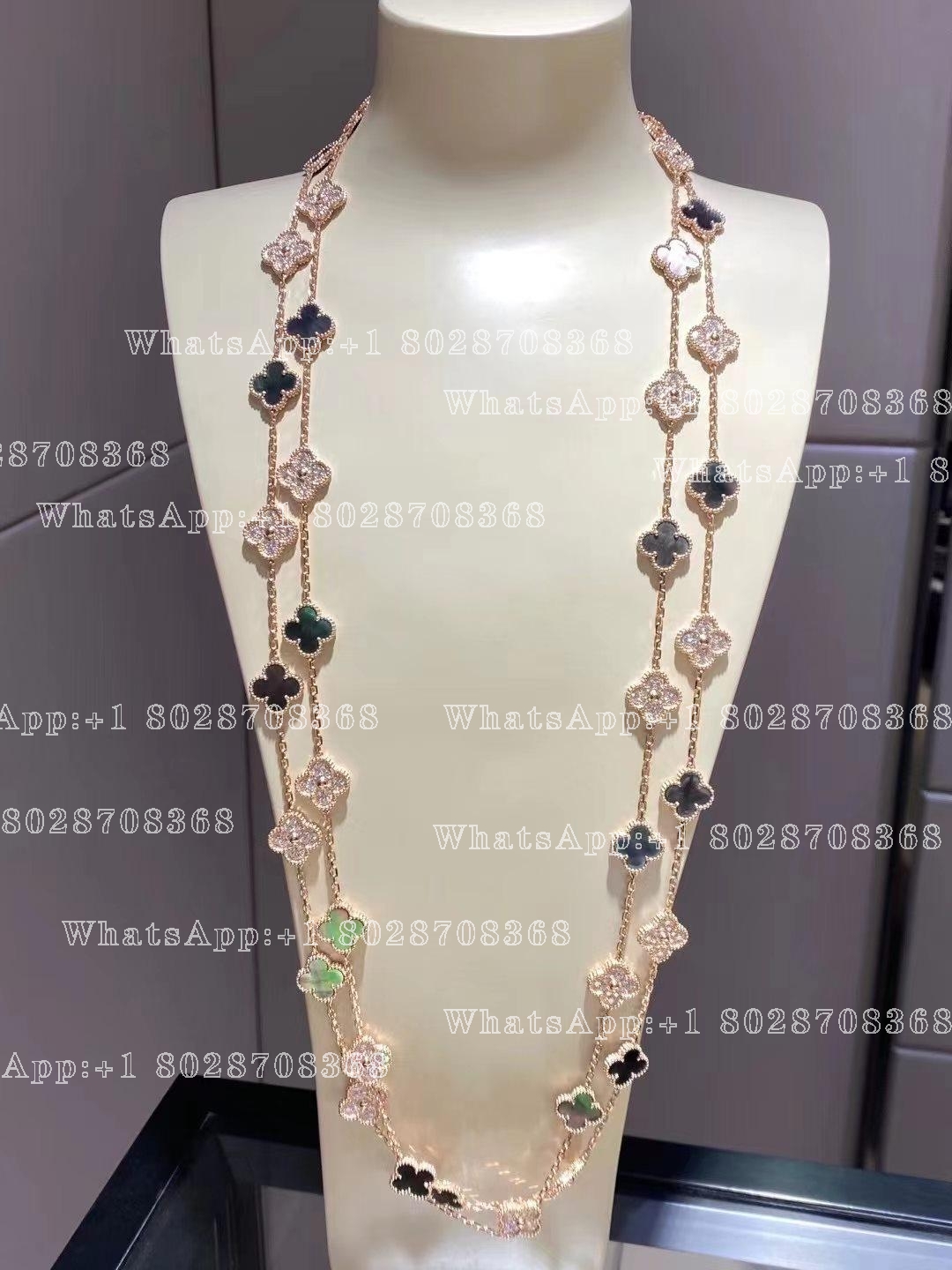 Van Cleef & Arpels Vintage Alhambra long necklace, 20 motifs Rose gold, Diamond, Mother-of-pearl VCARP2R000