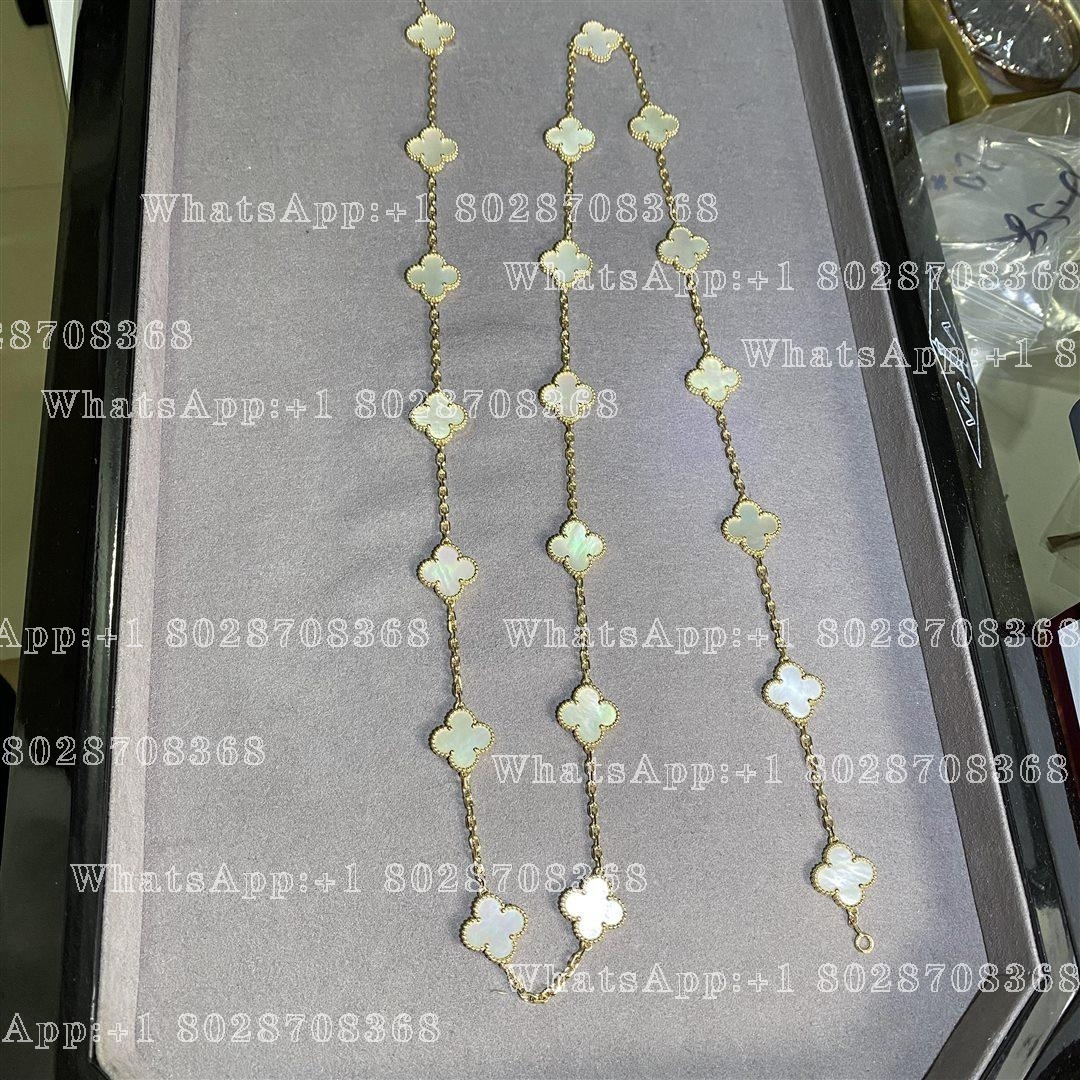 Van Cleef & Arpels Vintage Alhambra long necklace, 20 motifs Yellow gold, Mother-of-pearl VCARA42100