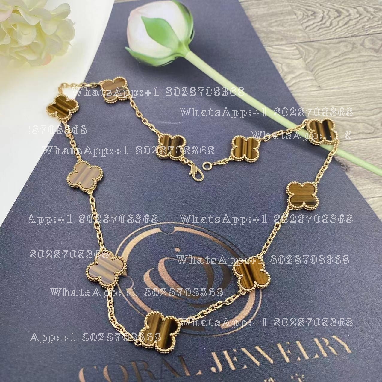 Van Cleef & Arpels Vintage Alhambra necklace, 10 motifs Yellow gold, Tiger Eye VCARD40700