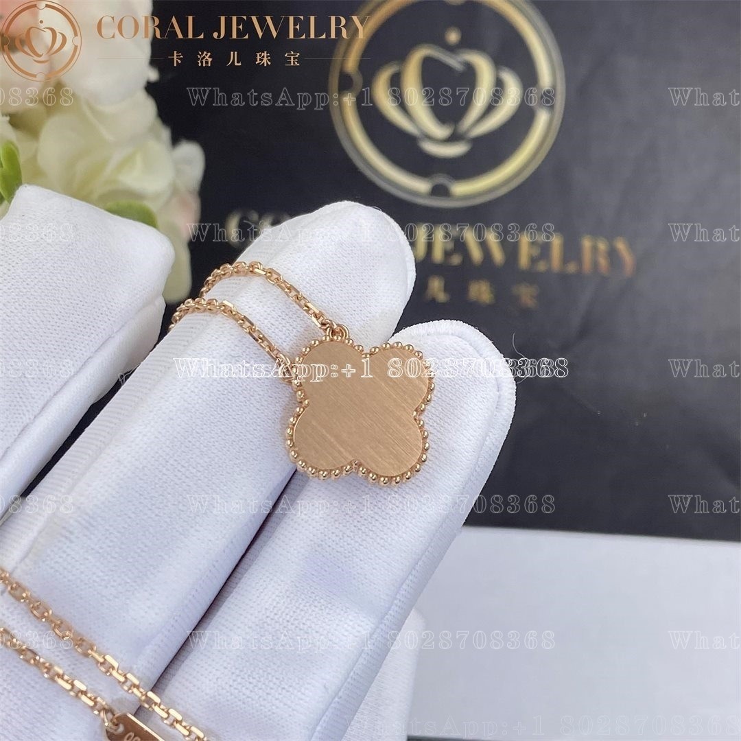 Van Cleef & Arpels Vintage Alhambra 20012 Holiday Necklace Rose Gold Mother-of-Pearl