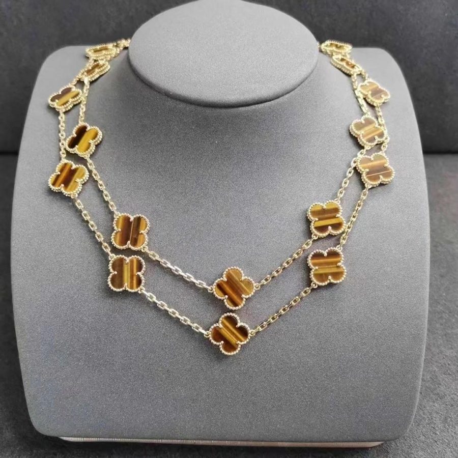 Van Cleef & Arpels Vintage Alhambra long necklace, 20 motifs Yellow gold, Tiger Eye VCARD39900