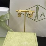 Van Cleef & Arpels Perlée clovers hoop earrings Yellow gold, Diamond VCARO3YE00