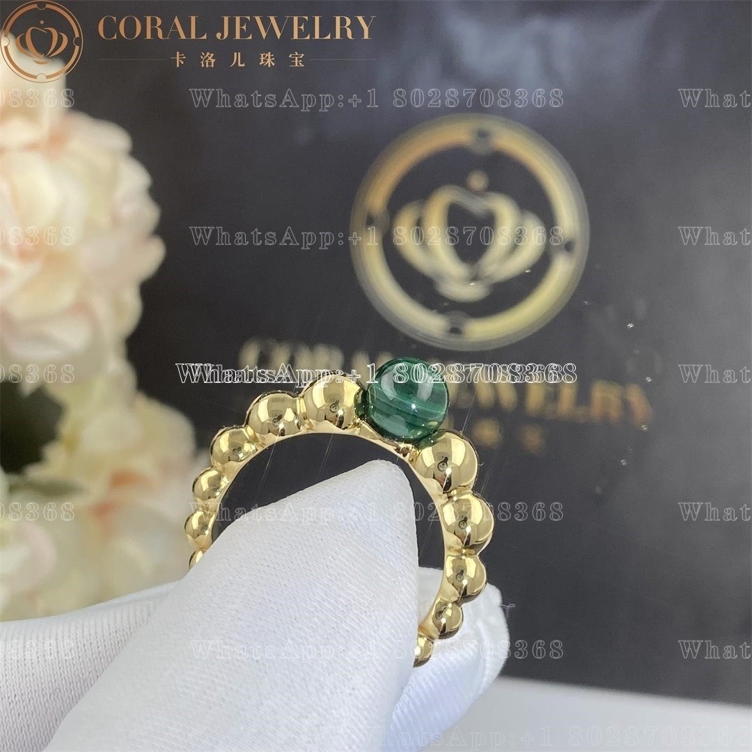 Van Cleef & Arpels Perlée couleurs variation ring Yellow gold, Malachite VCARO5M200