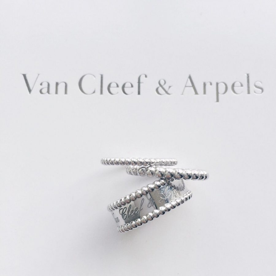 Van Cleef & Arpels Perlée pearls of gold ring, small model White gold VCARN31700