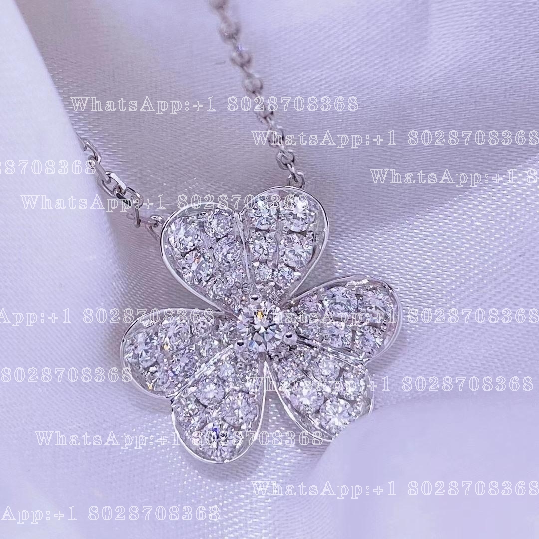 Van Cleef & Arpels Frivole pendant, small model White gold, Diamond VCARD31800