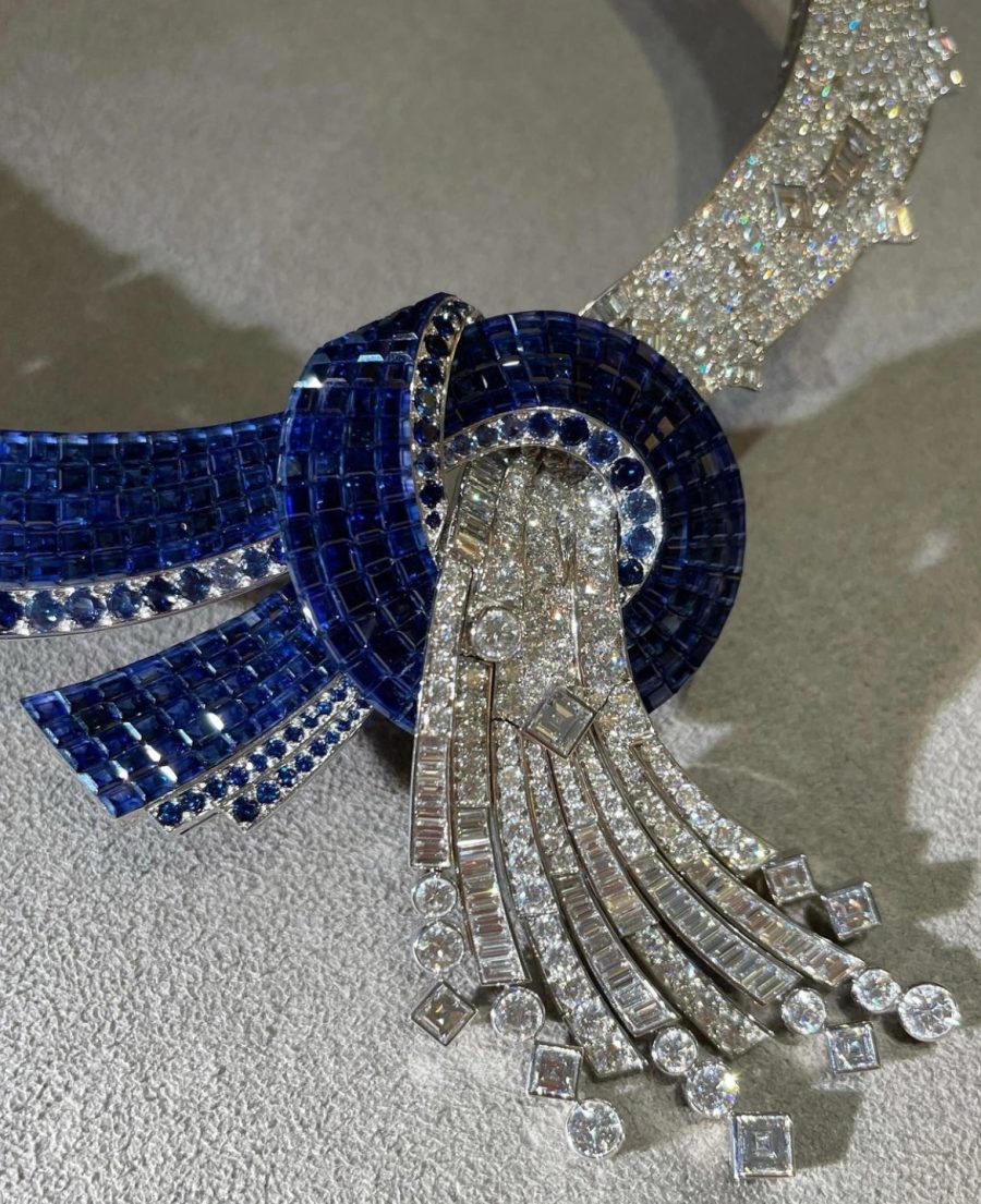 Van Cleef & Arpels Opulent Boucle Cosmique Necklace