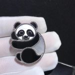Van Cleef & Arpels Lucky Animals Panda clip White gold, Mother-of-pearl, Onyx VCARP5LI00 - Image 4
