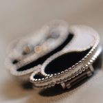 Van Cleef & Arpels Lucky Animals Panda clip White gold, Mother-of-pearl, Onyx VCARP5LI00