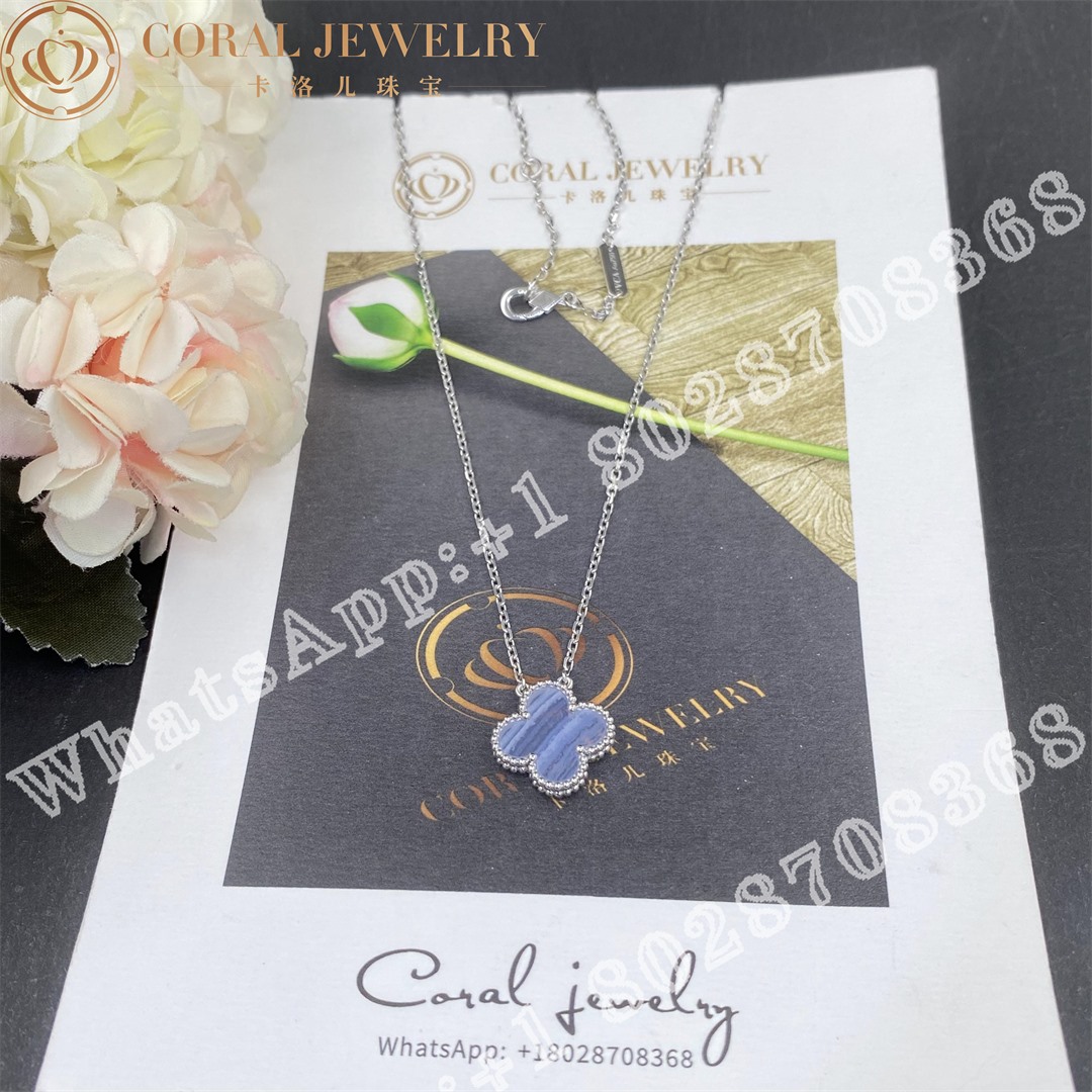 Van Cleef & Arpels Vintage Alhambra pendant White gold, Chalcedony VCARD34900