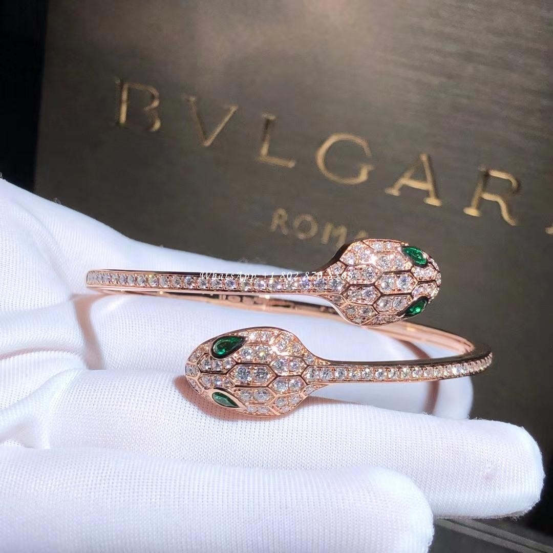 Bulgari Serpenti 18 kt rose gold bracelet set with emerald eyes and pavé diamonds