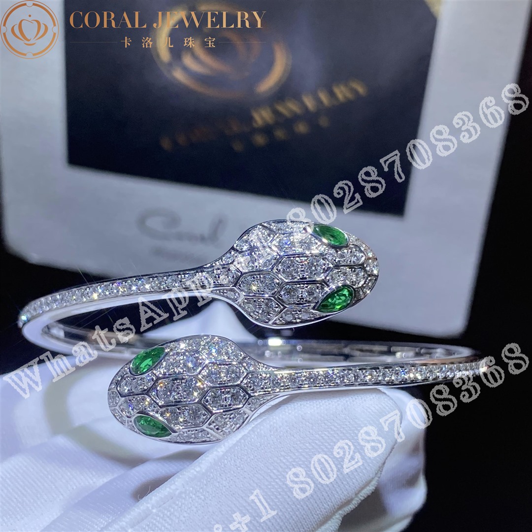 Bulgari Serpenti 18 Kt White Gold Bracelet Set With Emerald Eyes And Pave Diamonds Ref 356522 Coral (6)