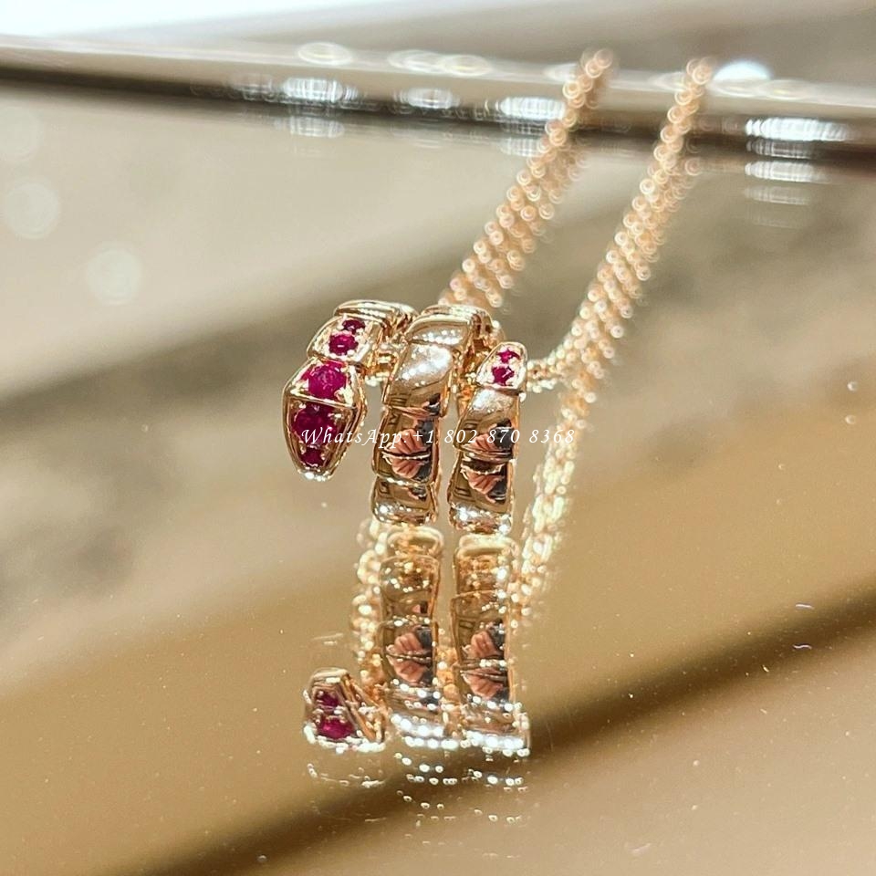 Bulgari Serpenti Viper pendant necklace in 18 kt Rose gold, set with Rubies