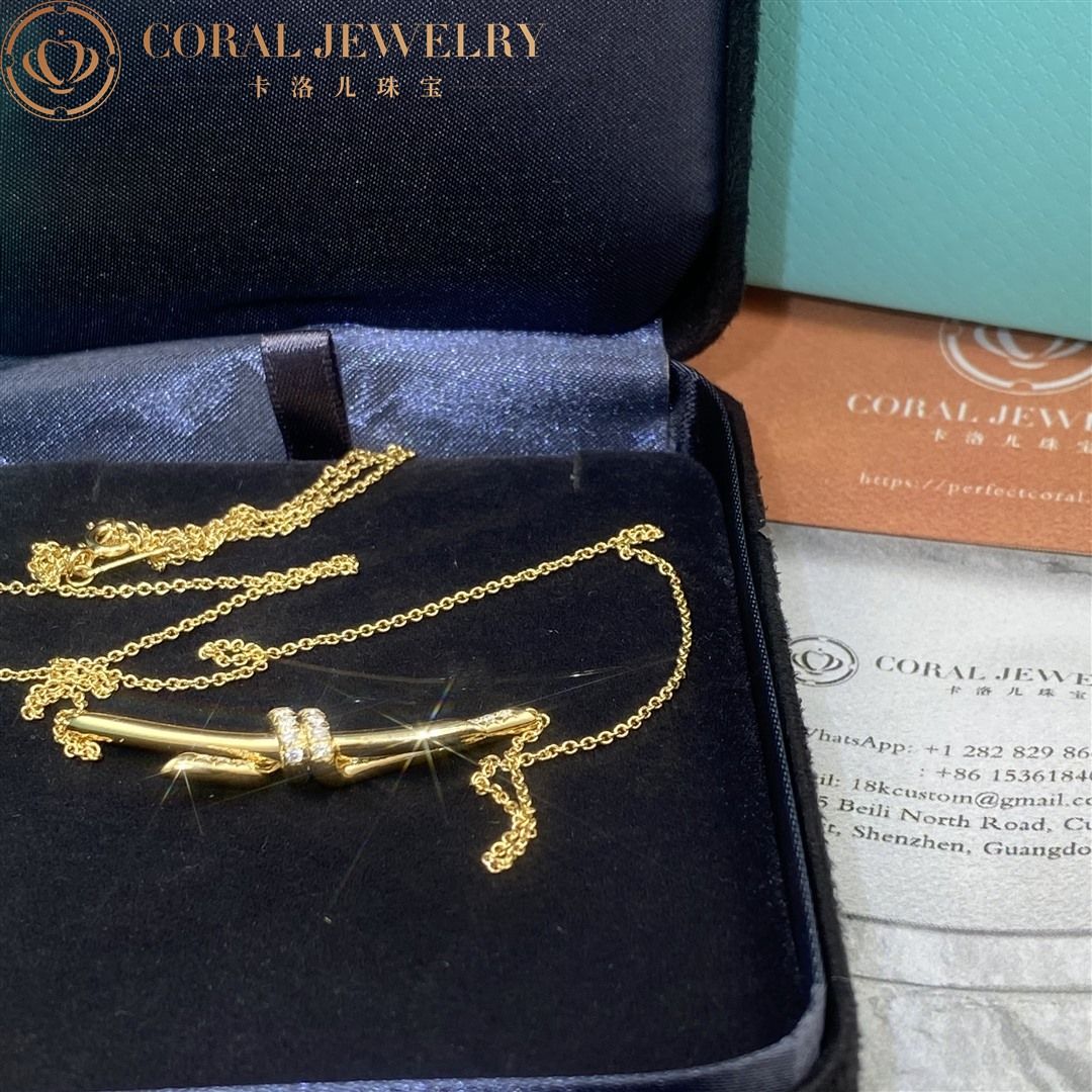 Tiffany Knot Pendant in Yellow Gold with Diamonds