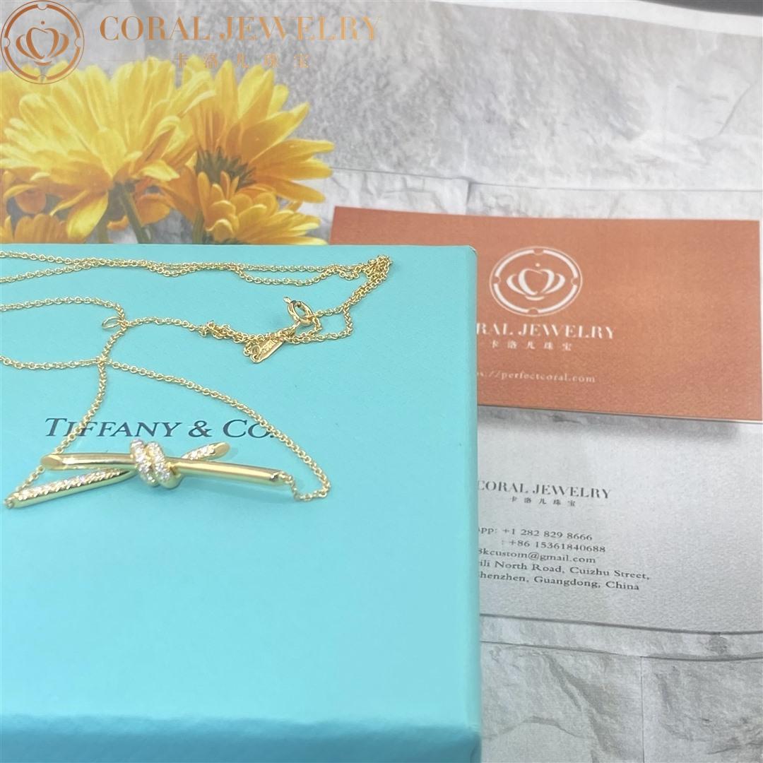Tiffany Knot Pendant in Yellow Gold with Diamonds