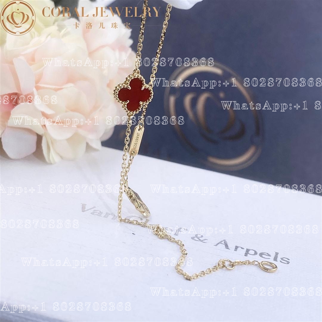 Van Cleef & Arpels Sweet Alhambra bracelet Yellow gold, Carnelian Customized Edition