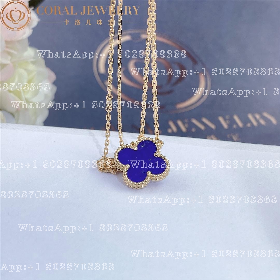 Van Cleef & Arpels Vintage Alhambra pendant Yellow gold, Lapis lazuli