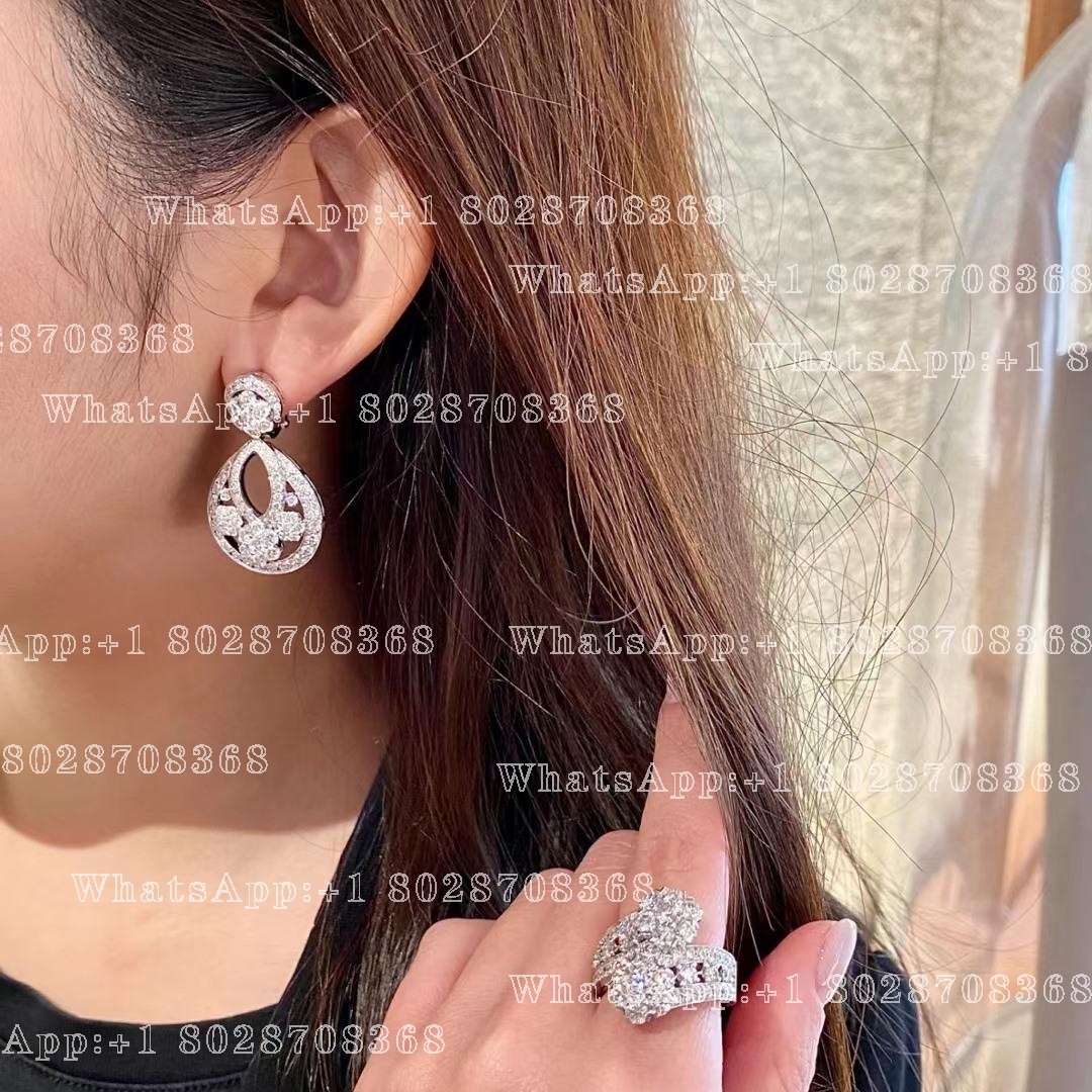 Van Cleef & Arpels Snowflake ring Platinum, Diamond VCARO3RG00