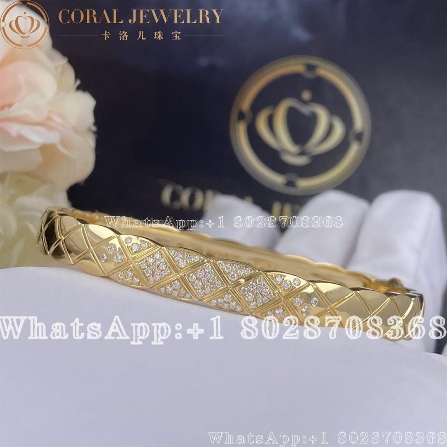 Chanel Coco Crush Bracelet Quilted Motif, 18k Yellow Gold, Diamonds J11140 - Image 3