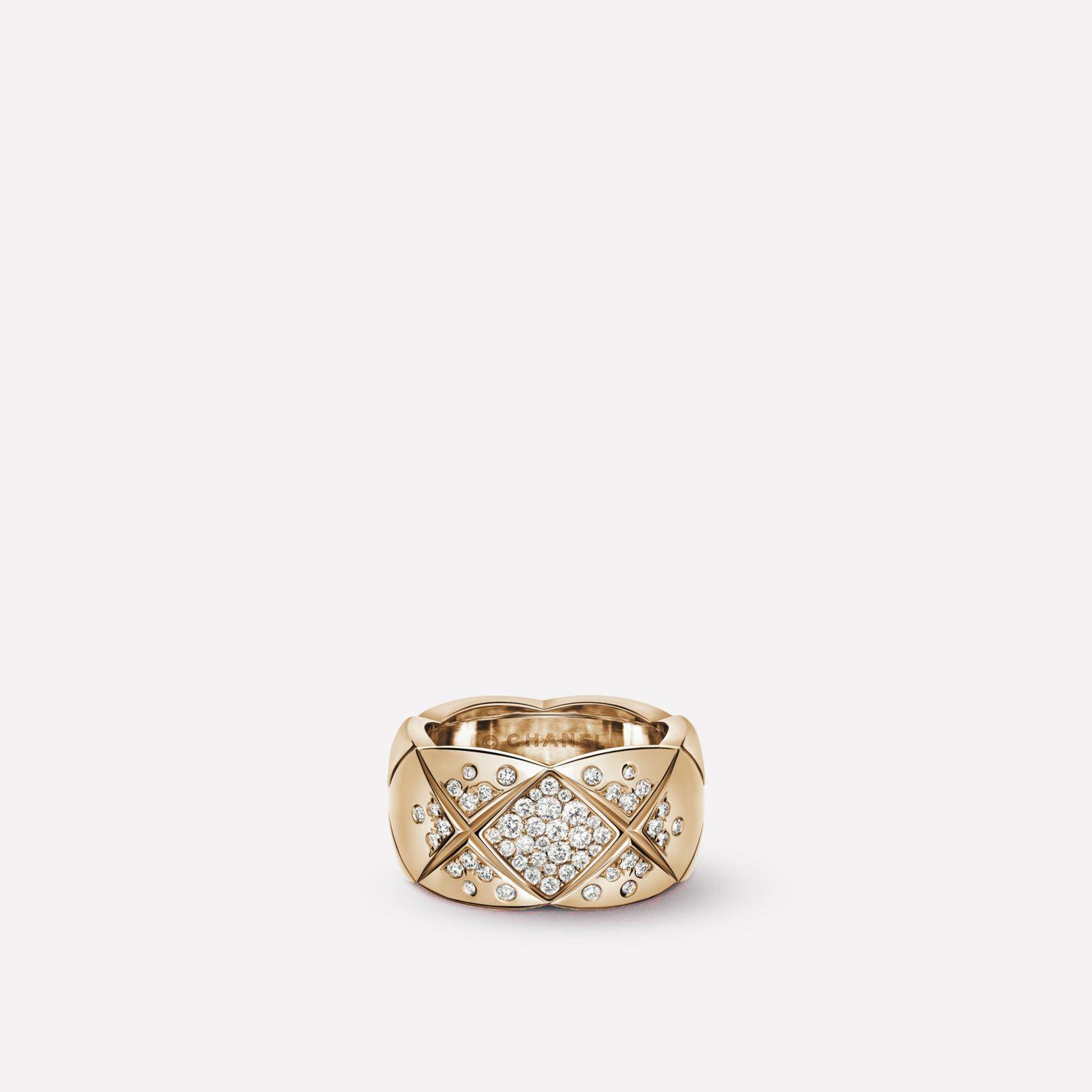 Chanel Coco Crush Ring Quilted Motif, Large Version, 18k Beige Gold, Diamonds J11100