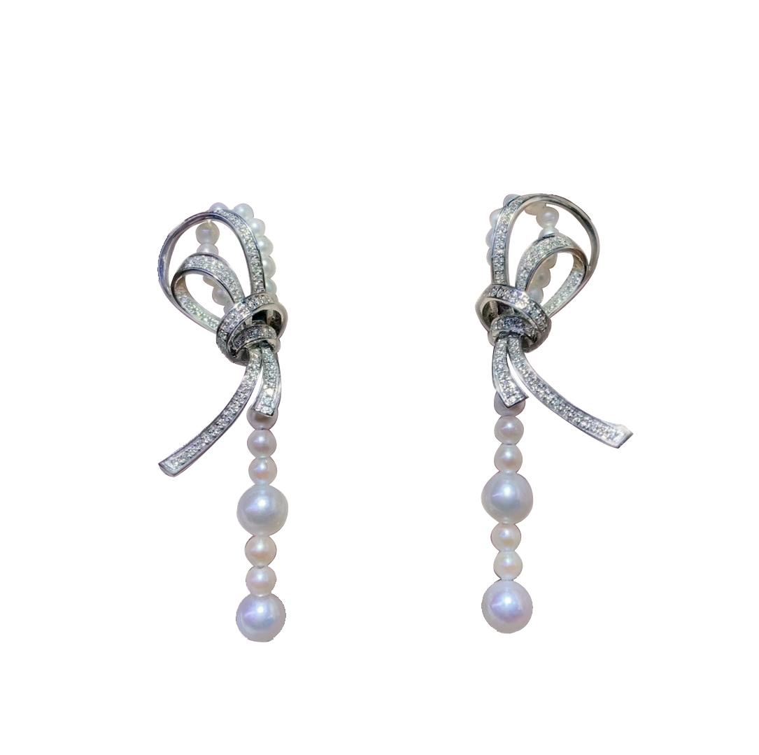 Chanel Ruban Earrings 18k White Gold, Diamonds Pearl