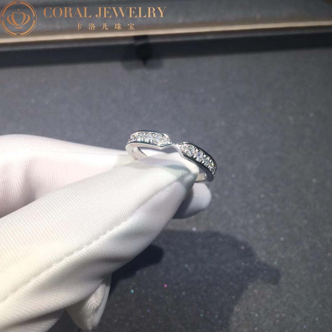 Chaumet Joséphine Triomphe De Chaumet Wedding Band Platinum, Diamonds, 2.5 MM 082640