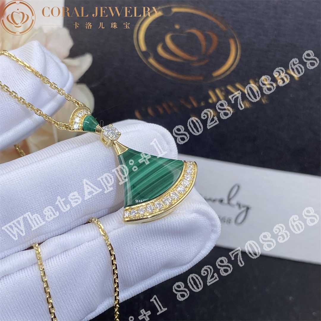 Bulgari Divas Dream Necklace Yellow Gold Malachite And Diamonds Ref 358127 Coral (1)