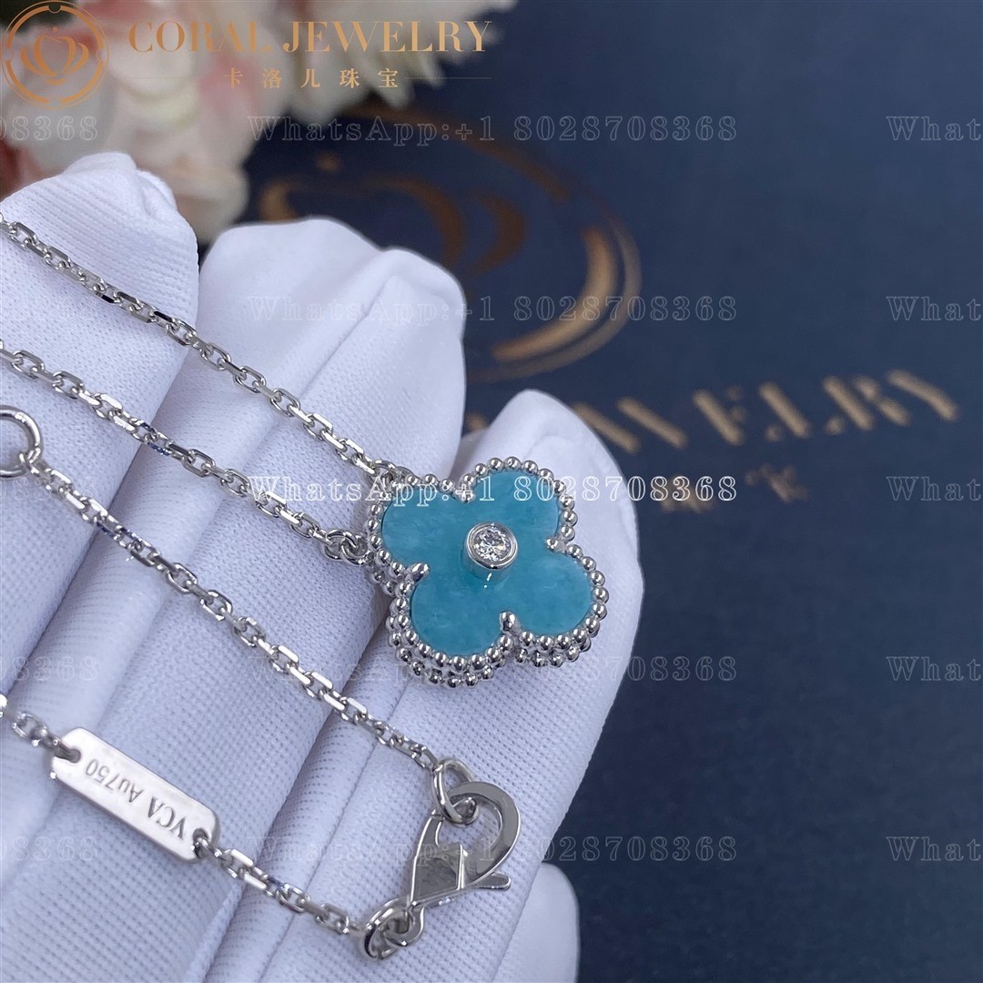 Van Cleef & Arpels Vintage Alhambra 2022 Holiday Pendant White gold,Green Sèvres VCARP9RU00