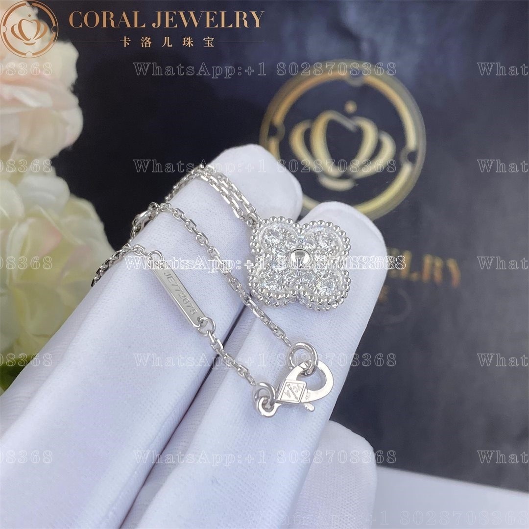 Van Cleef & Arpels Vintage Alhambra pendant White gold, Diamond