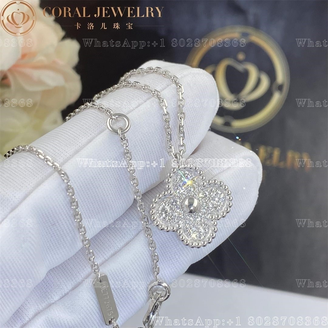 Van Cleef & Arpels Vintage Alhambra pendant White gold, Diamond