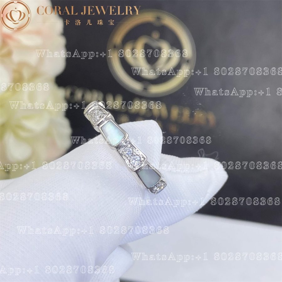 Bulgari Serpenti Viper band Ring in 18 kt White gold with Mother of Pearls and pavé diamonds Ref.: 353225