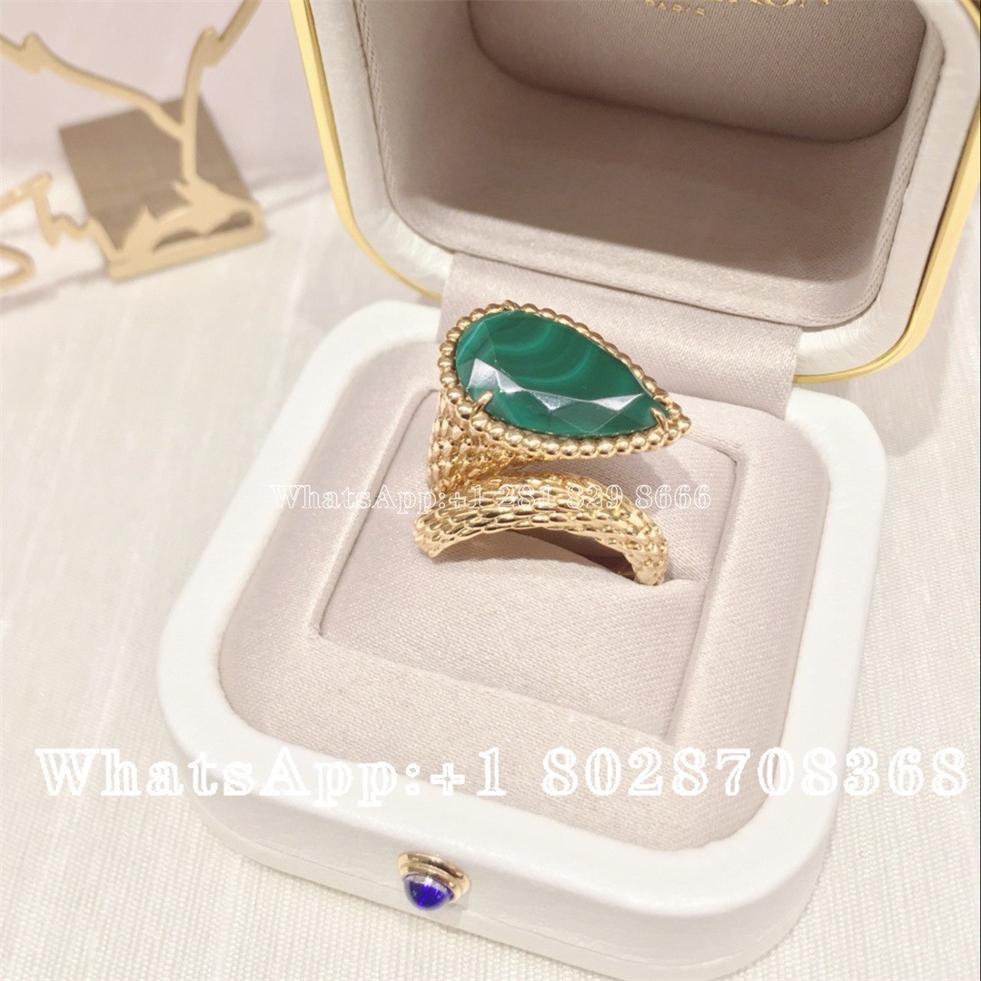 Boucheron Serpent Bohème Ring, L motif Yellow Gold Malachite Ring JRG02794