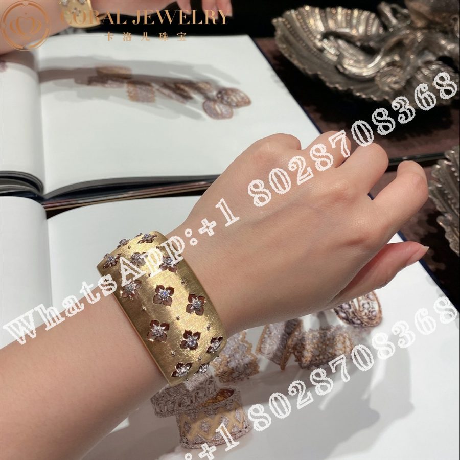 Buccellati Macri Giglio Bracelet in Yellow and White Gold Set with Diamonds JAUBRA013309