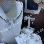 Pasquale Bruni Petit Garden Earrings in 18k White Gold with Diamonds, Medium Flower - Image 12