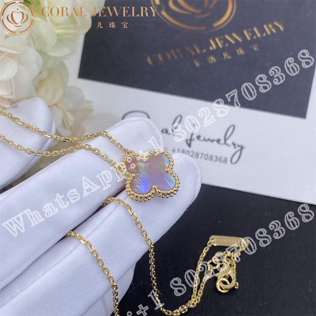 Van Cleef & Arpels Vintage Alhambra pendant Yellow gold, Pink Mother-of-pearl - Image 4